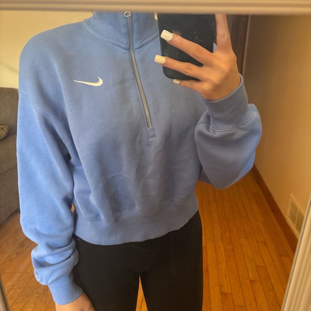 Nike Women's Light Blue Half-Zip Sweatshirt